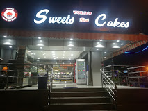 World Of Sweets And Cakes